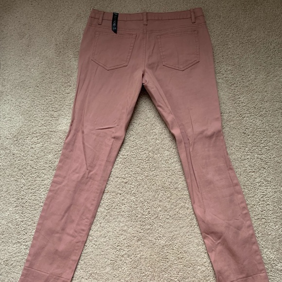 Mauve colored ripped jeans. Size 7/8 - Picture 3 of 4